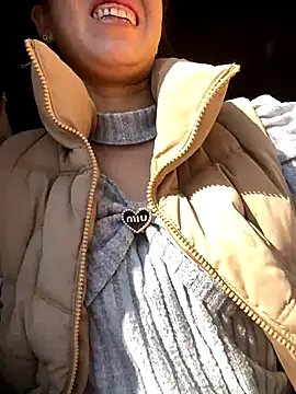 Huong-Ly online show from 28, 11, 2025