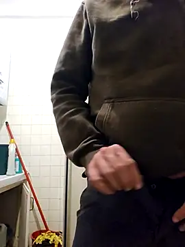 Snapshot of Stingles chatting on 26, 9, 2025 Stingles online show from 26, 9, 2025