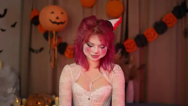 Snapshot of Stella_Vanila chatting on 30, 10, 2025 Stella Vanila online show from 30, 10, 2025