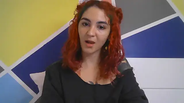 Snapshot of peetitefairy chatting on 26, 4, 2026 peetitefairy online show from 26, 4, 2026