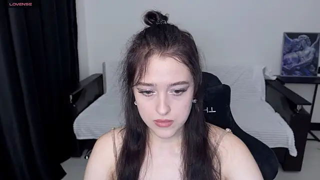 Snapshot of Sunshine_J chatting on 9, 10, 2025 Sunshine J online show from 9, 10, 2025