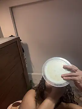 Snapshot of hannachris- chatting on 25, 2, 2026 hannachris- online show from 25, 2, 2026