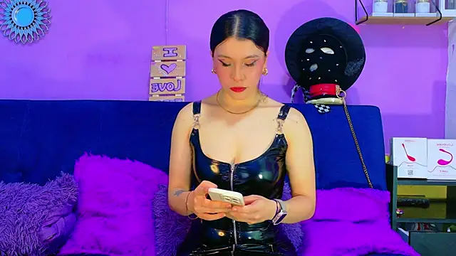 CristalRose online show from 3, 4, 2026