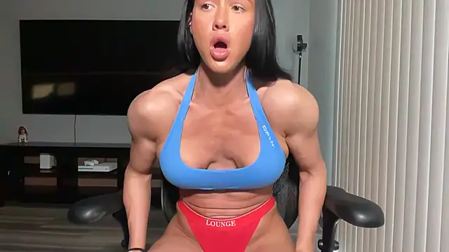 roxyheartley online show from 9, 3, 2026