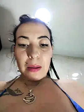 Snapshot of angelicroose2 chatting on 3, 11, 2025 angelicroose2 online show from 3, 11, 2025