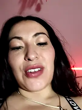 Snapshot of angelicroose2 chatting on 19, 12, 2025 angelicroose2 online show from 19, 12, 2025