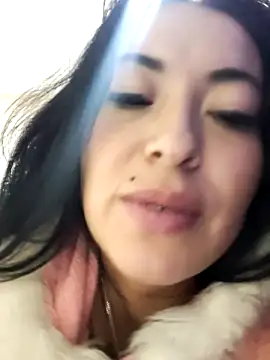 Snapshot of angelicroose2 chatting on 1, 4, 2026 angelicroose2 online show from 1, 4, 2026