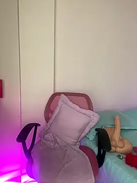 Zara Bel online show from 5, 12, 2025