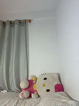 dulceangel   online show from 8, 6, 2026