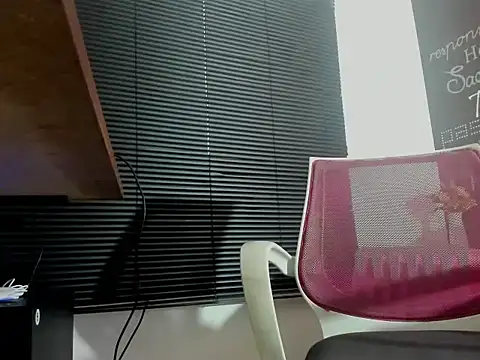 Snapshot of Megam_ chatting on 10, 9, 2025 Megam  online show from 10, 9, 2025