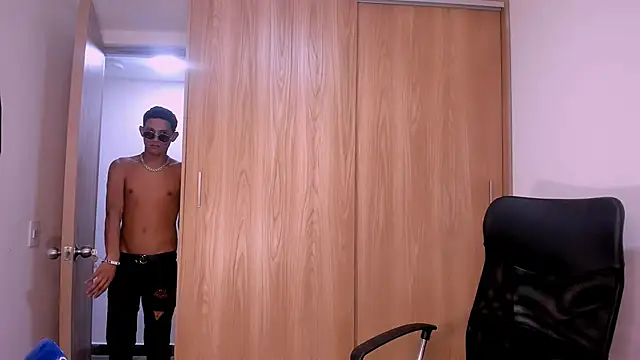 Snapshot of Toy_boy777 chatting on 12, 2, 2026 Toy boy777 online show from 12, 2, 2026