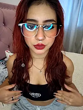 sarah lark  online show from 17, 10, 2025