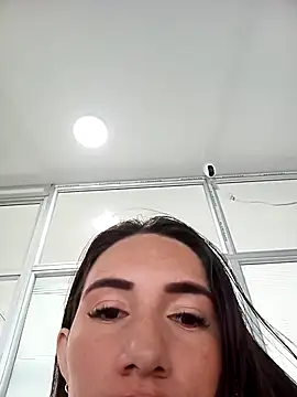 Snapshot of xxx_Alice_ chatting on 13, 10, 2025 xxx Alice  online show from 13, 10, 2025