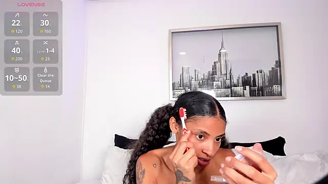 sarah ashbourne online show from 4, 11, 2025