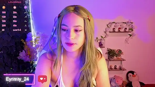 Snapshot of Eymmy_24 chatting on 13, 3, 2026 Eymmy 24 online show from 13, 3, 2026