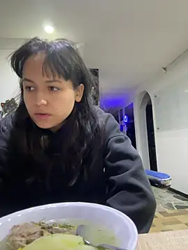 Snapshot of Eymmy_24 chatting on 16, 3, 2026 Eymmy 24 online show from 16, 3, 2026