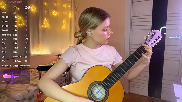 MaryjaneSpider online show from 21, 12, 2025