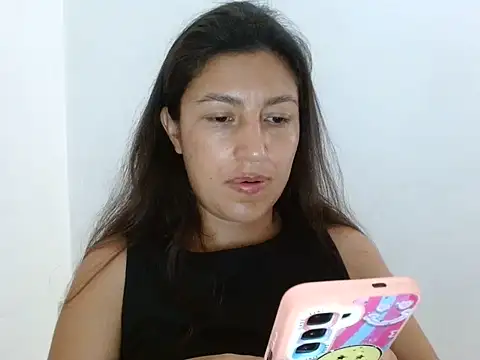 Snapshot of SarahFriendly chatting on 27, 5, 2026 SarahFriendly online show from 27, 5, 2026