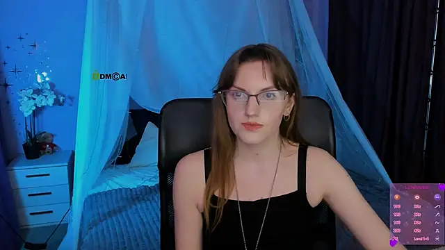 ava mystic  online show from 10, 4, 2026