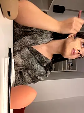 Lexi Storm online show from 20, 11, 2025