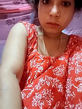 Snapshot of Magic-heart1 chatting on 6, 10, 2025 Magic-heart1 online show from 6, 10, 2025