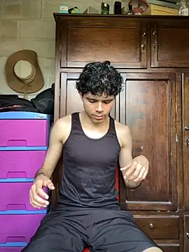 Snapshot of Axel-Mejia chatting on 19, 10, 2025 Axel-Mejia online show from 19, 10, 2025