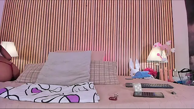 keeyla stone online show from 8, 11, 2025