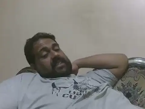 Snapshot of elpoop7305 chatting on 12, 11, 2025 elpoop7305 online show from 12, 11, 2025