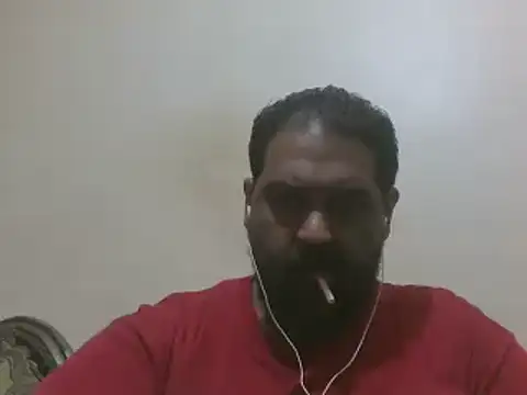 Snapshot of elpoop7305 chatting on 14, 11, 2025 elpoop7305 online show from 14, 11, 2025