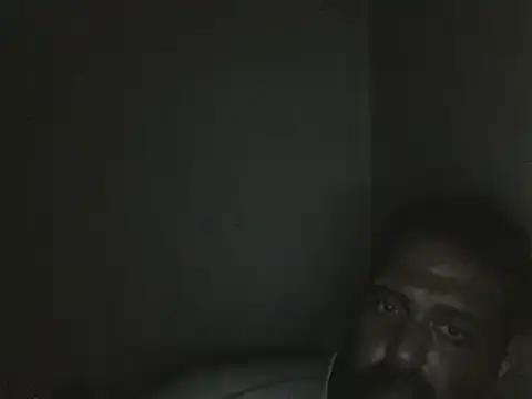 Snapshot of elpoop7305 chatting on 21, 11, 2025 elpoop7305 online show from 21, 11, 2025