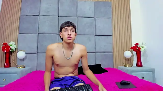 ChanellandMax online show from 23, 9, 2025