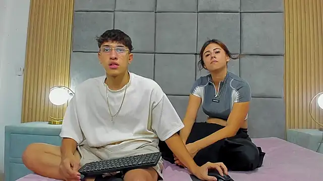 ChanellandMax online show from 19, 11, 2025