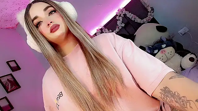 Snapshot of kattie_Sweet_ chatting on 18, 10, 2025 kattie Sweet online show from 18, 10, 2025