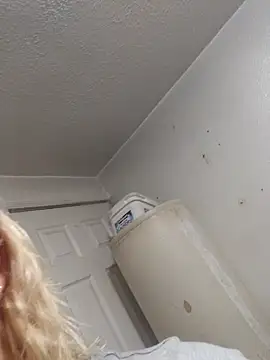 Snapshot of toomuchofafreak chatting on 3, 10, 2025 toomuchofafreak online show from 3, 10, 2025