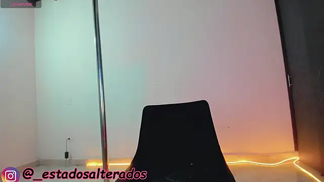 Snapshot of auraeroticaxxx chatting on 7, 7, 2026 auraeroticaxxx online show from 7, 7, 2026