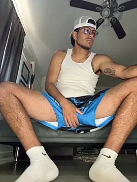Snapshot of StrokingDaddy4 chatting on 21, 9, 2025 StrokingDaddy4 online show from 21, 9, 2025