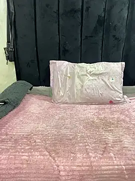 Snapshot of LonelyQueenxx25 chatting on 14, 2, 2026 LonelyQueenxx25 online show from 14, 2, 2026