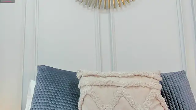 Snapshot of CharlotteBrownn_ chatting on 4, 5, 2026 CharlotteBrownn online show from 4, 5, 2026