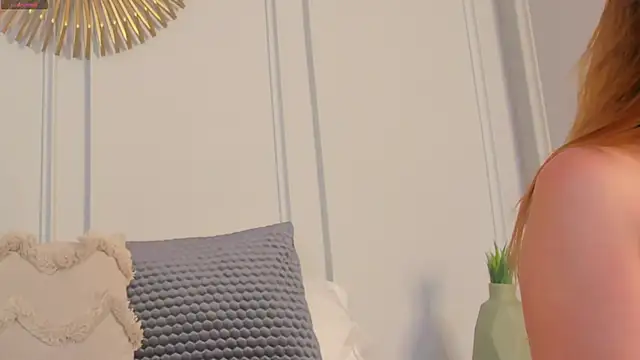 Snapshot of CharlotteBrownn_ chatting on 12, 5, 2026 CharlotteBrownn online show from 12, 5, 2026