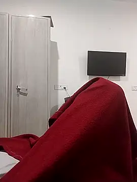 themasklover online show from 3, 3, 2026