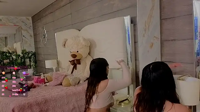 Snapshot of MeganAdamms chatting on 7, 2, 2026 MeganAdamms online show from 7, 2, 2026