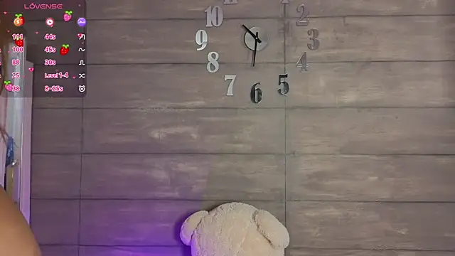 Snapshot of MeganAdamms chatting on 21, 2, 2026 MeganAdamms online show from 21, 2, 2026