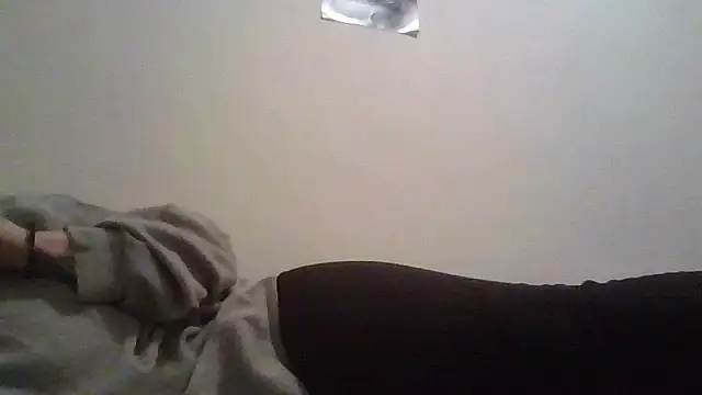 Snapshot of Charlotte_AltS420 chatting on 14, 10, 2025 Charlotte AltS420 online show from 14, 10, 2025