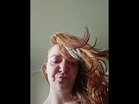 Snapshot of Charlotte_AltS420 chatting on 22, 10, 2025 Charlotte AltS420 online show from 22, 10, 2025