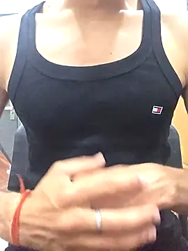 Snapshot of coupleyug chatting on 13, 3, 2026 coupleyug online show from 13, 3, 2026