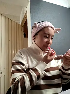 Snapshot of Venus_Rivers chatting on 15, 10, 2025 Venus Rivers online show from 15, 10, 2025