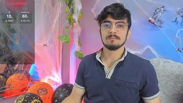 AaronFuentes7 online show from 17, 10, 2025