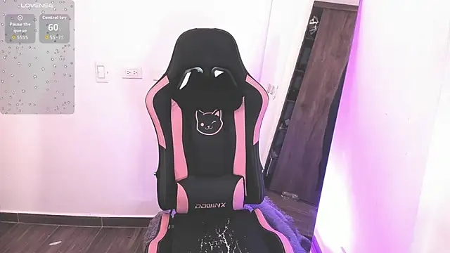 samiacooper25 online show from 11, 9, 2025