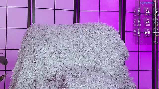 Snapshot of Rainy_Storm chatting on 14, 12, 2025 Rainy Storm online show from 14, 12, 2025