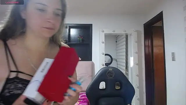 Agatha bellucci  online show from 9, 1, 2026